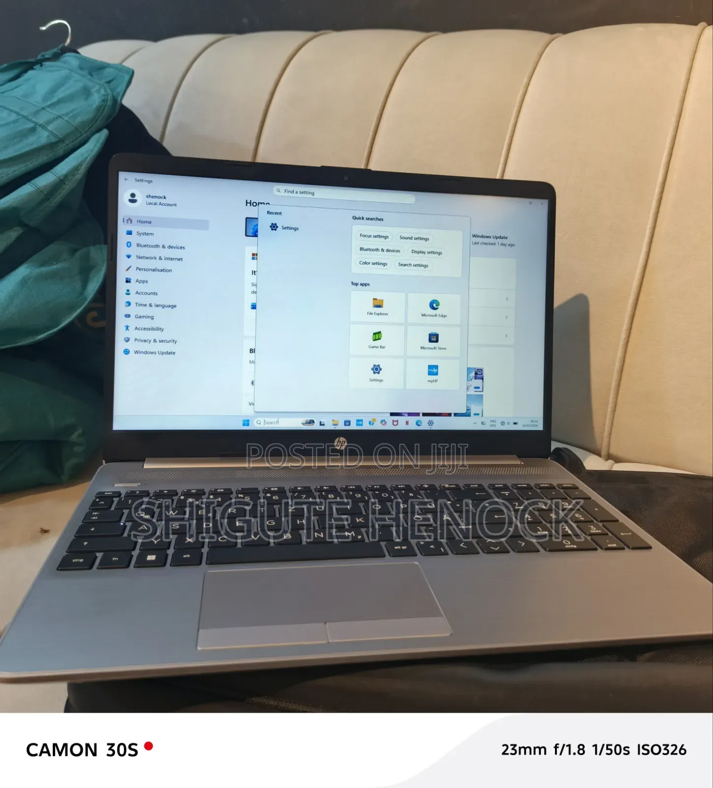 New Laptop HP 240 G9 8GB AMD Ryzen 7 HDD 500GB