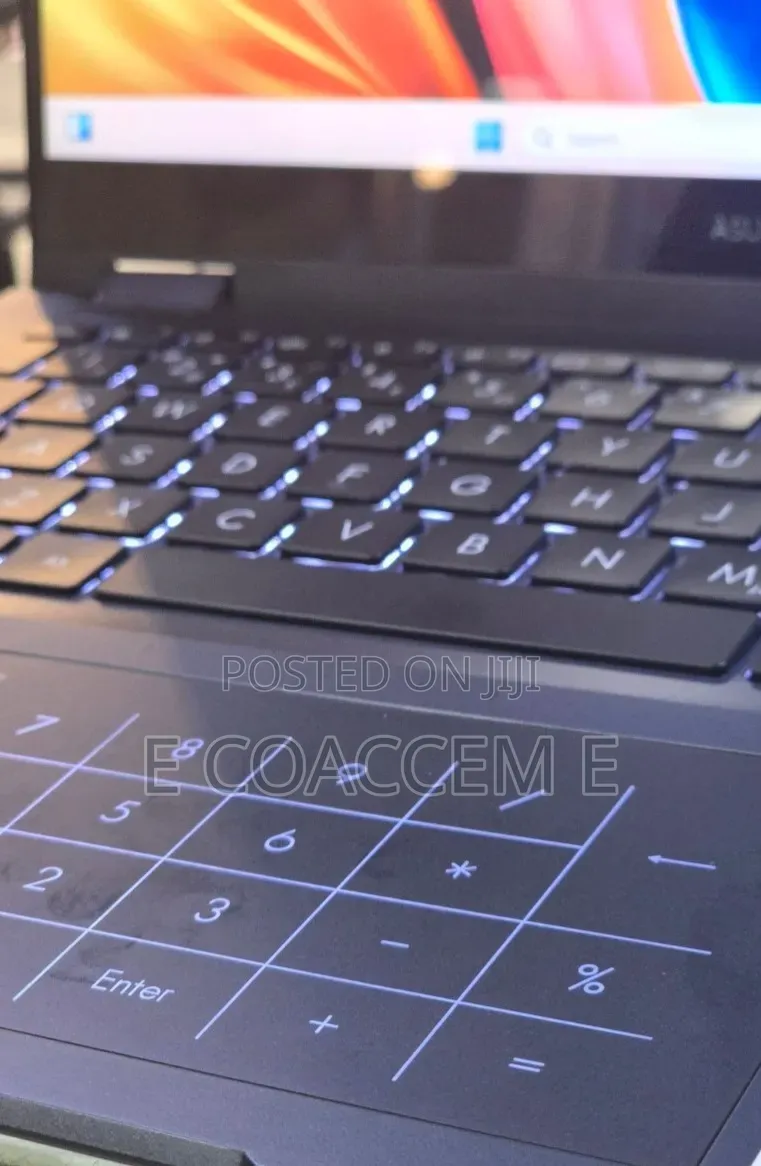 New Laptop Asus 16GB Intel Core i7 SSD 512GB
