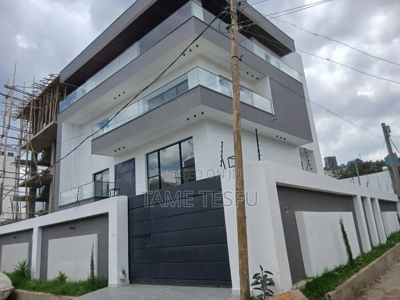 Furnished 10bdrm House in Megegna, Bole for sale