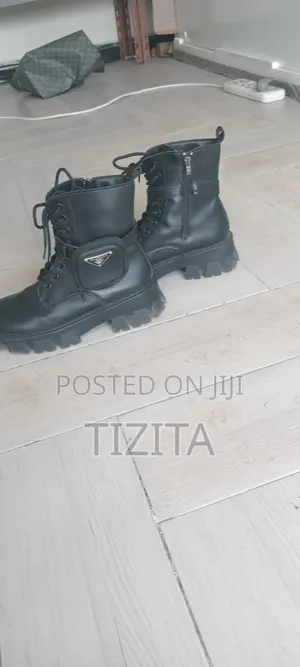 Boots Shoes
