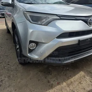 Toyota RAV4 2016 Silver