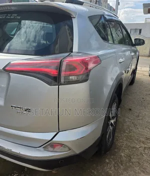 Toyota RAV4 2016 Silver