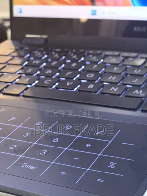 New Laptop Asus VivoBook 15 X505BA 16GB Intel Core i7 SSD 512GB