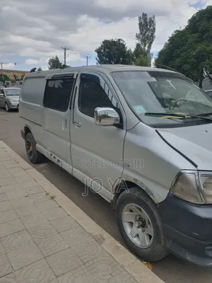 Toyota HiAce 2007 Silver