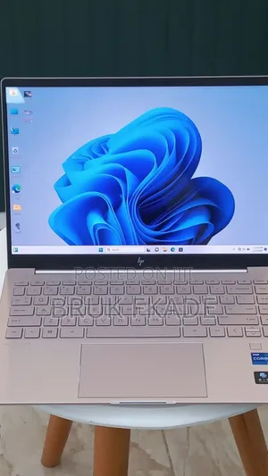 New Laptop HP Pavilion 14 16GB Intel Core i7 SSD 1T