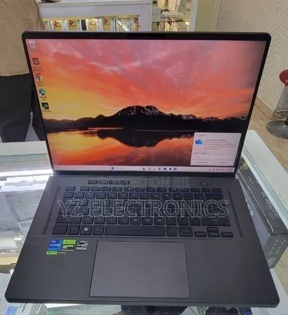 New Laptop Razer Blade 16GB Intel Core i7 SSD 512GB