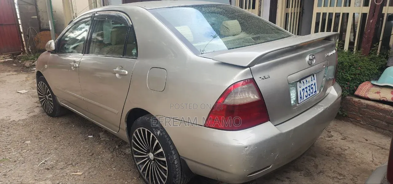 Toyota Corolla 2005 Silver