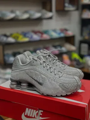 Nike Shox Men's Ahoes
