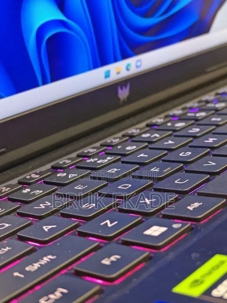 New Laptop Acer Predator Helios 300 16GB Intel Core i9 SSD 1T