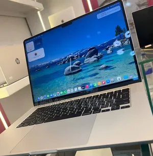 New Laptop Apple MacBook Air 2025 M4 15-inch 24GB Apple M4 SSD 512GB