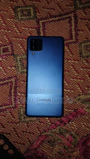 Samsung Galaxy A12 64 GB Blue