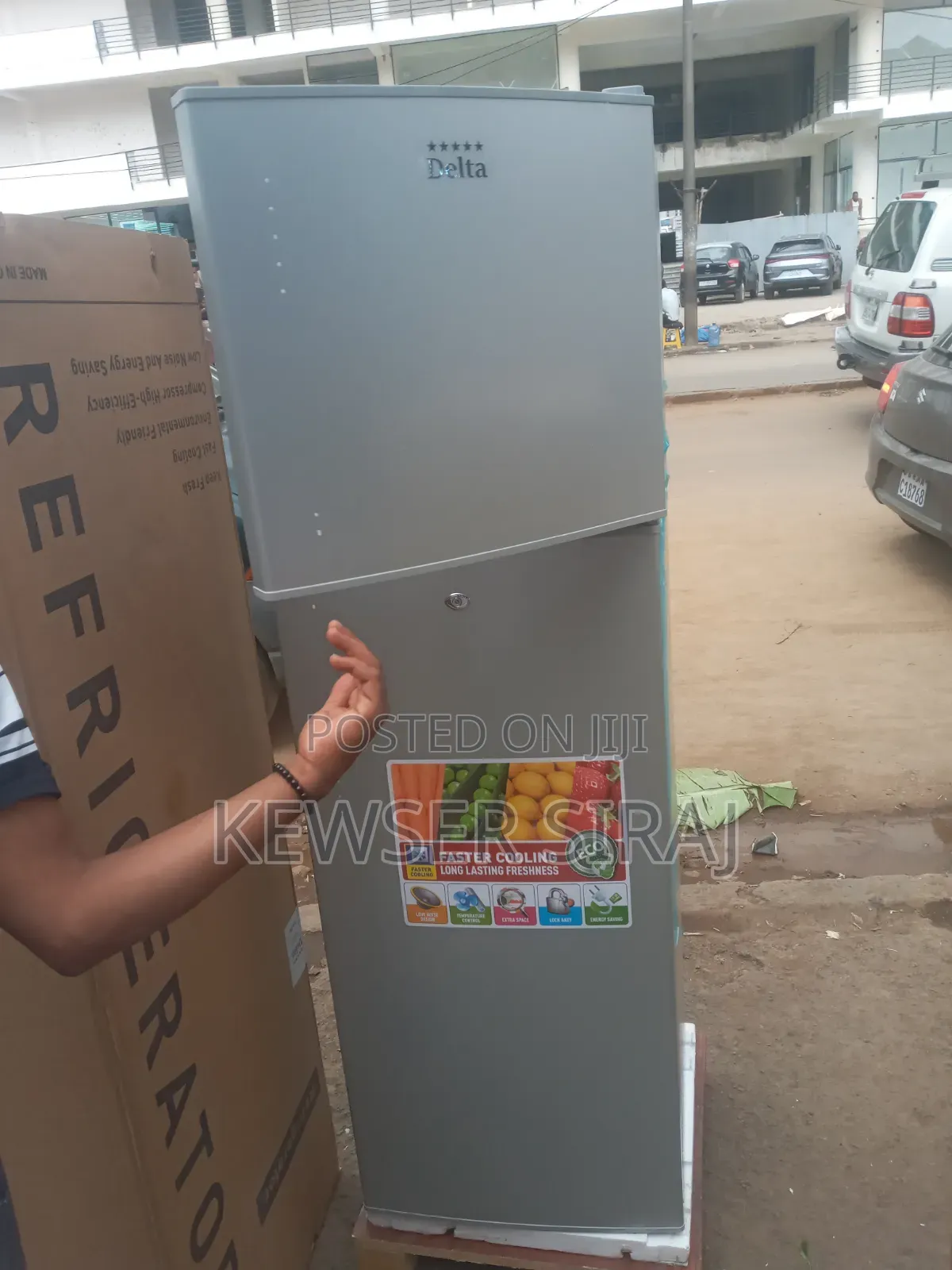 Dalta 410liter Refrigerator Fun System
