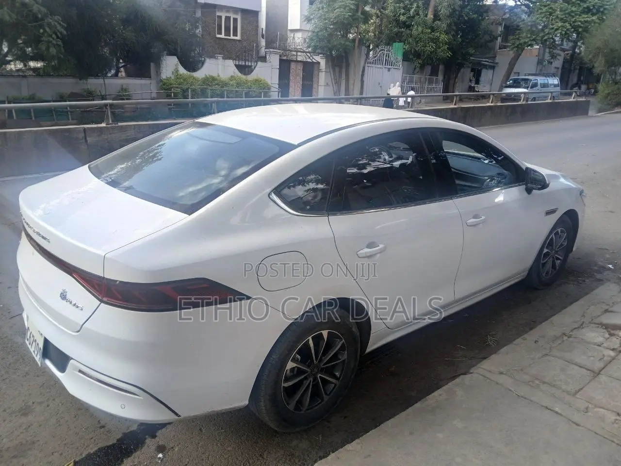 BYD Qin Plus DM-i 2024 White