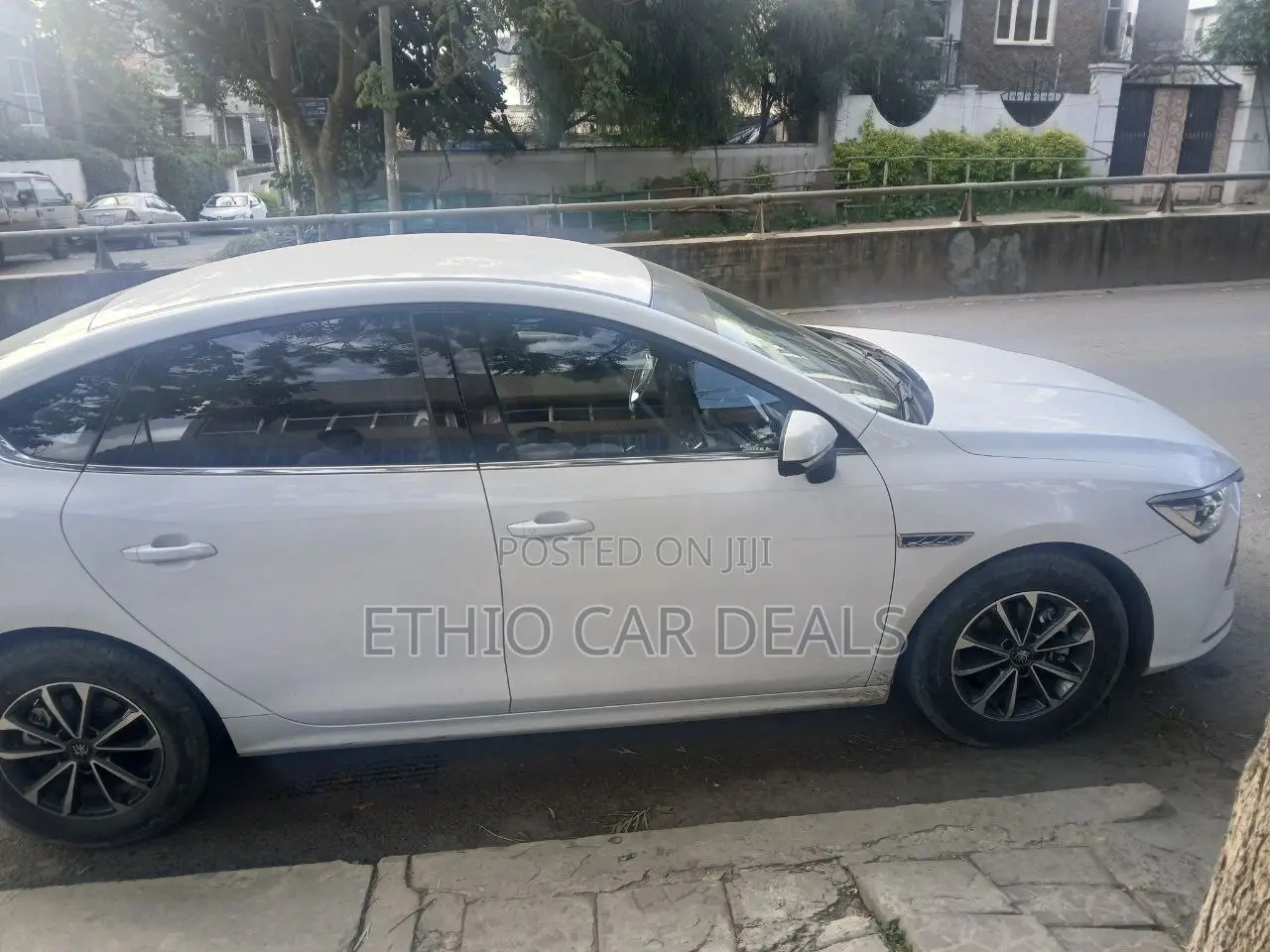 BYD Qin Plus DM-i 2024 White