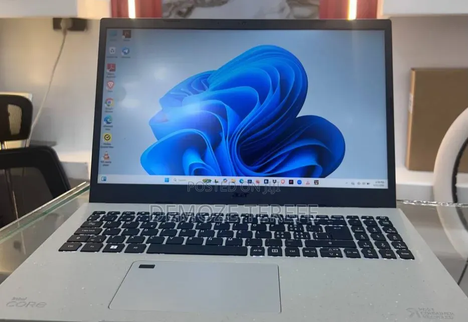 New Laptop Acer Apsire M3 581TG 16GB Intel Core i7 SSD 1T