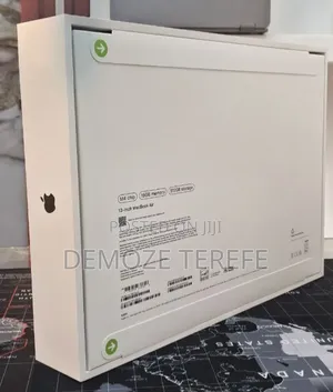 New Laptop Apple MacBook Air 2025 M4 13-inch 16GB Apple M4 SSD 512GB