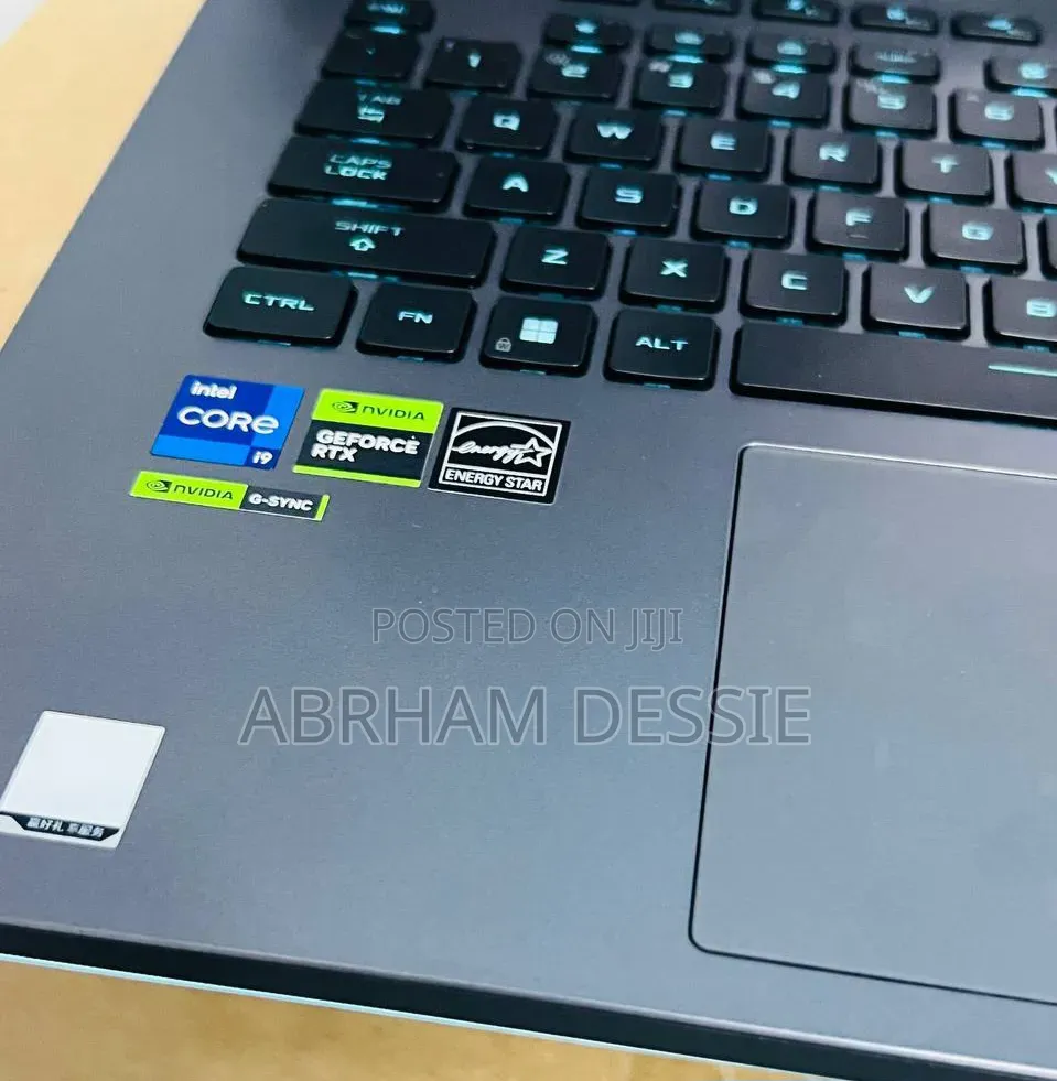 New Laptop Asus 16GB Intel Core i9 SSD 1T