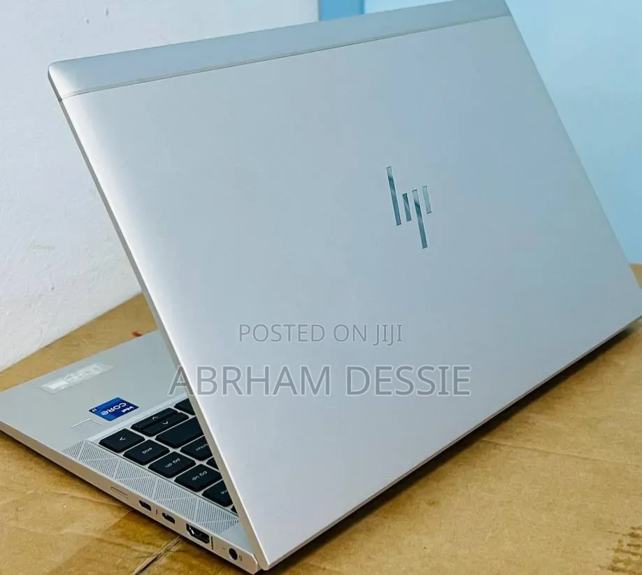 New Laptop HP EliteBook 840 G8 16GB Intel Core i7 SSD 512GB
