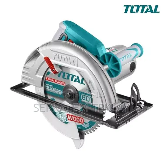 Total 2200w Circular Saw