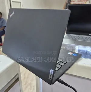 New Laptop Lenovo ThinkPad T14s Gen 2 16GB Intel Core i5 SSD 256GB