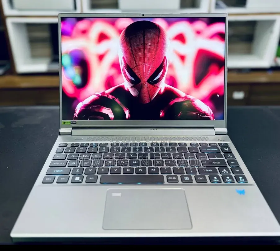 New Laptop Acer 16GB Intel Core i7 SSD 1T