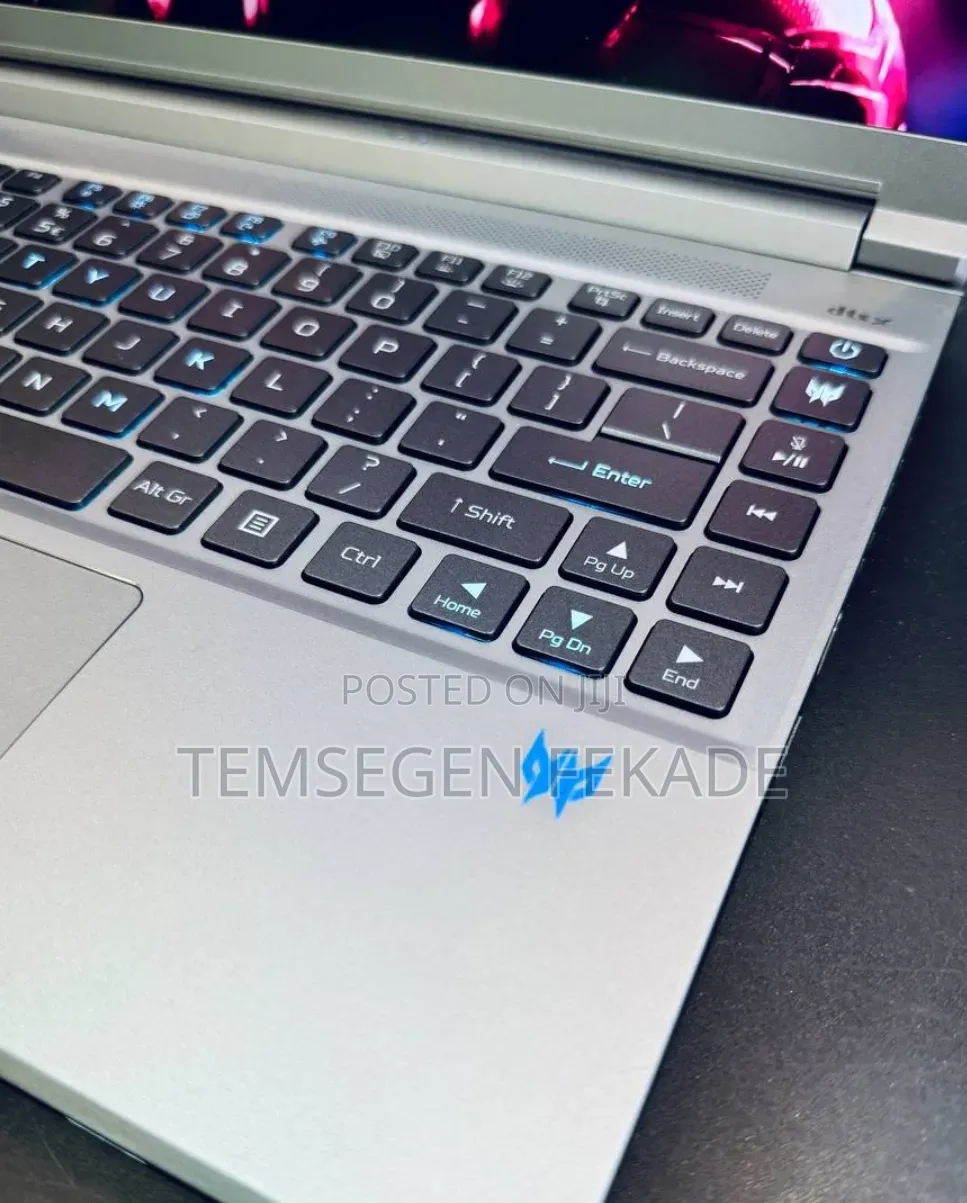 New Laptop Acer 16GB Intel Core i7 SSD 1T