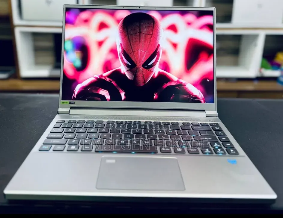 New Laptop Acer 16GB Intel Core i7 SSD 1T