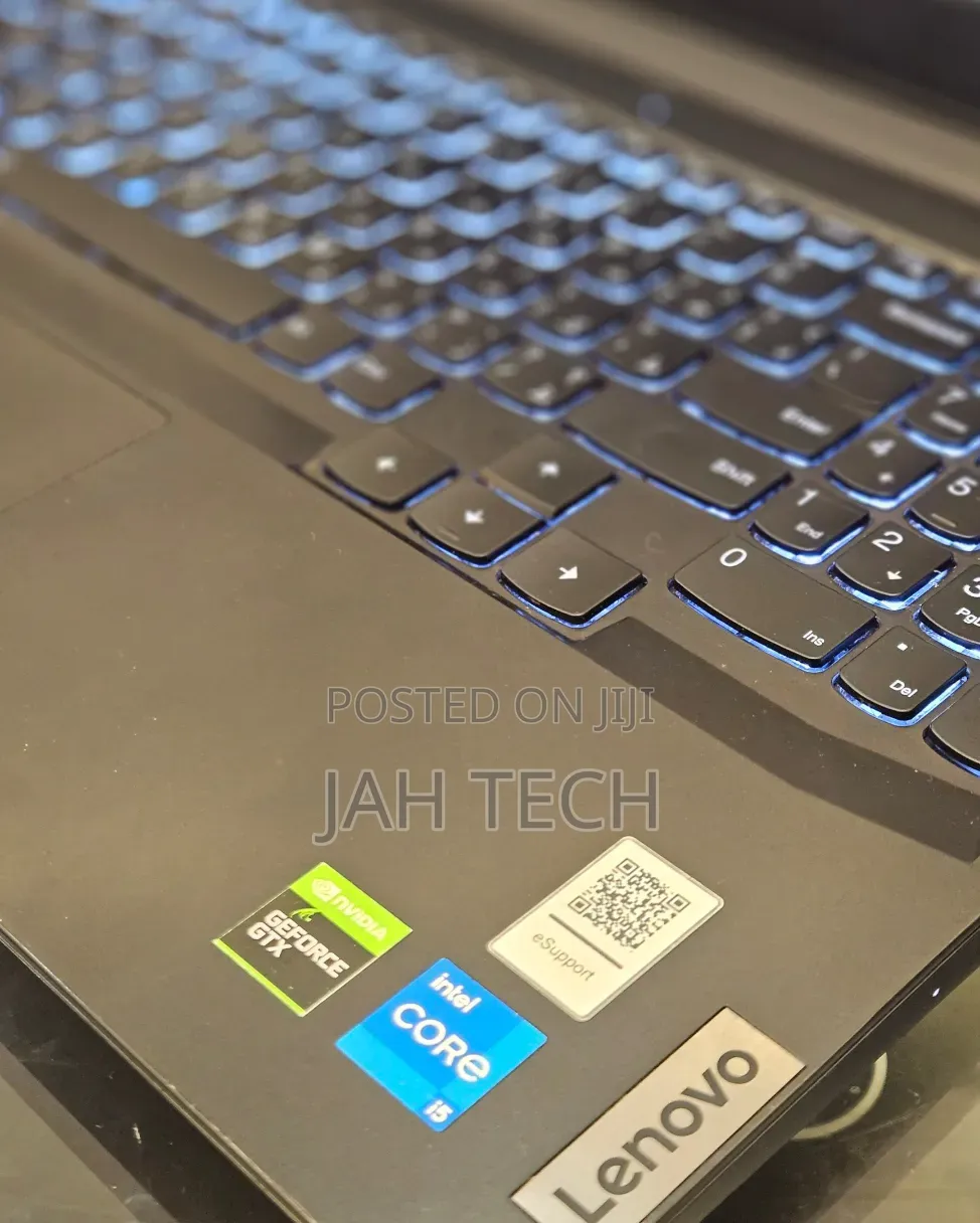 New Laptop Lenovo Ideapad 3 16GB Intel Core i5 SSD 512GB