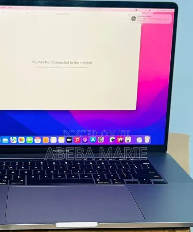 New Laptop Apple MacBook Pro 2018 32GB Intel Core i9 SSD 1T