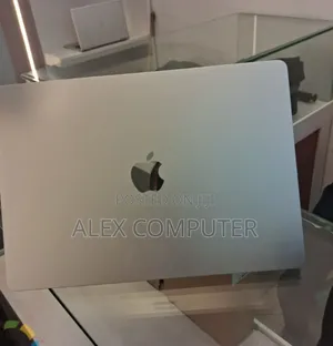 New Laptop Apple MacBook Air 2025 M4 15-inch 24GB Apple M4 SSD 512GB
