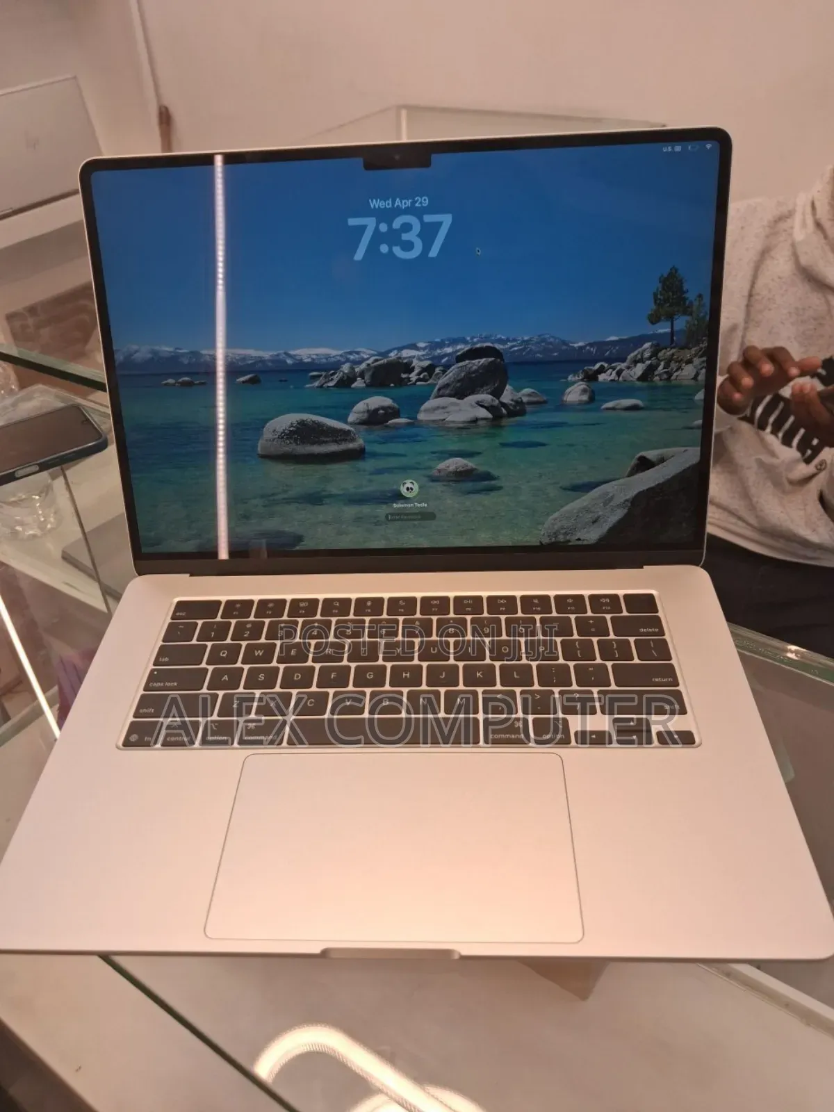 New Laptop Apple MacBook Air 2025 M4 15-inch 24GB Apple M4 SSD 512GB