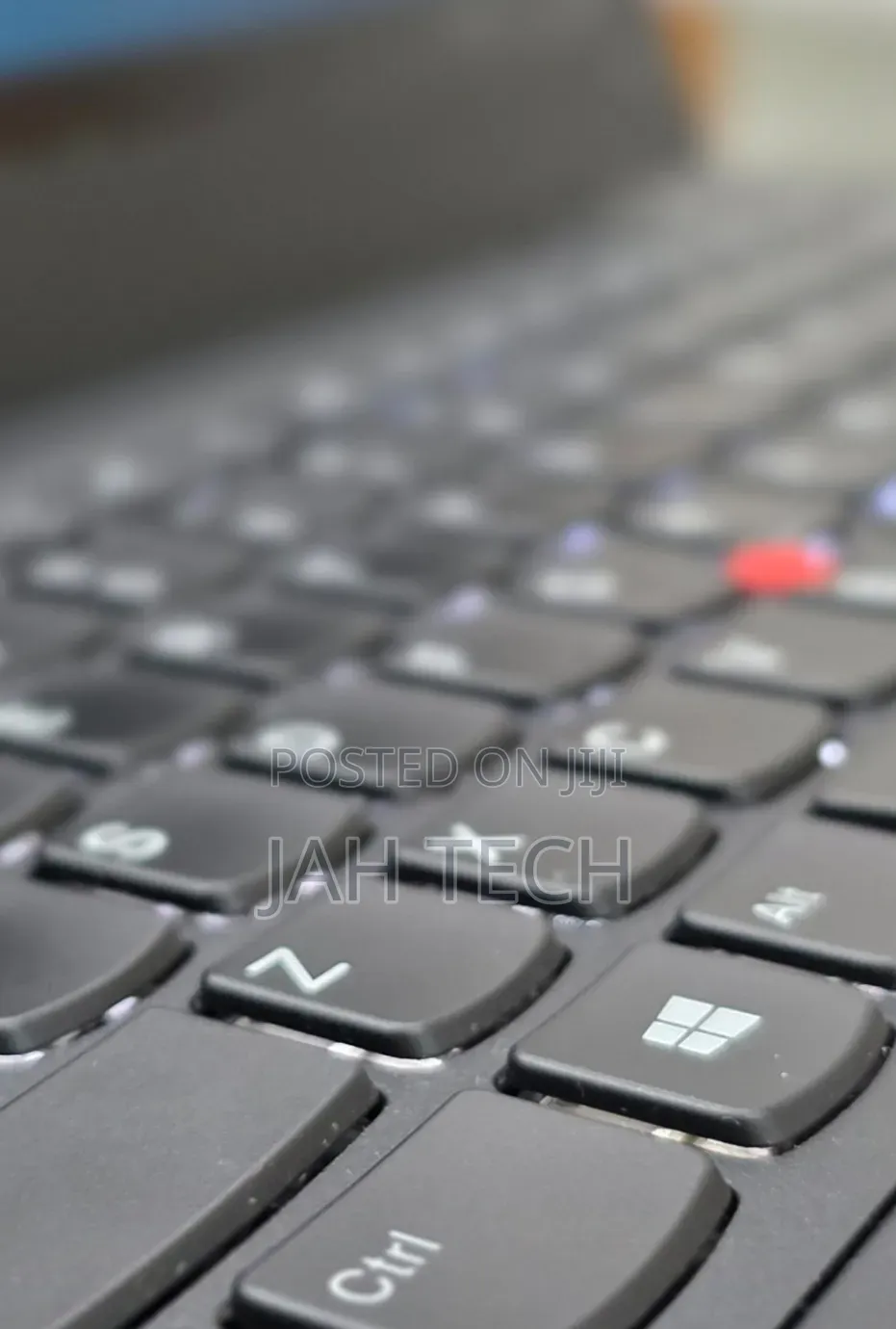 New Laptop Lenovo ThinkPad T480s 8GB Intel Core i7 SSD 256GB