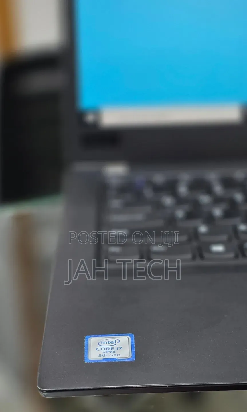 New Laptop Lenovo ThinkPad T480s 8GB Intel Core i7 SSD 256GB