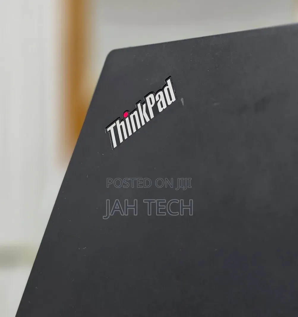 New Laptop Lenovo ThinkPad T480s 8GB Intel Core i7 SSD 256GB