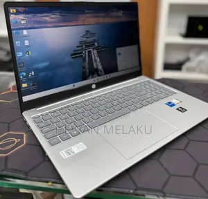 New Laptop HP Stream Notebook 16GB Intel Core i5 SSD 1T