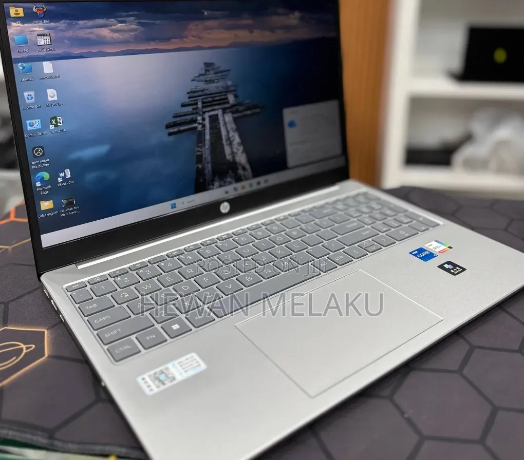New Laptop HP Stream Notebook 16GB Intel Core i5 SSD 1T