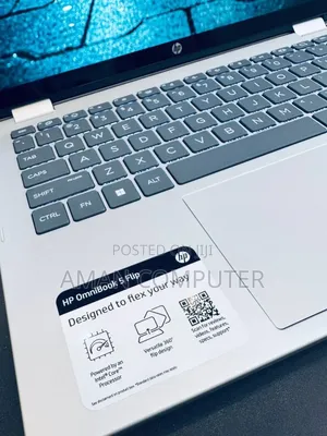 New Laptop HP OmniBook 5 Flip 16GB Intel Core 7 SSD 512GB