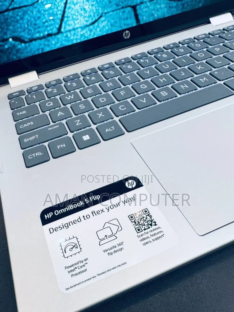 New Laptop HP OmniBook 5 Flip 16GB Intel Core 7 SSD 512GB