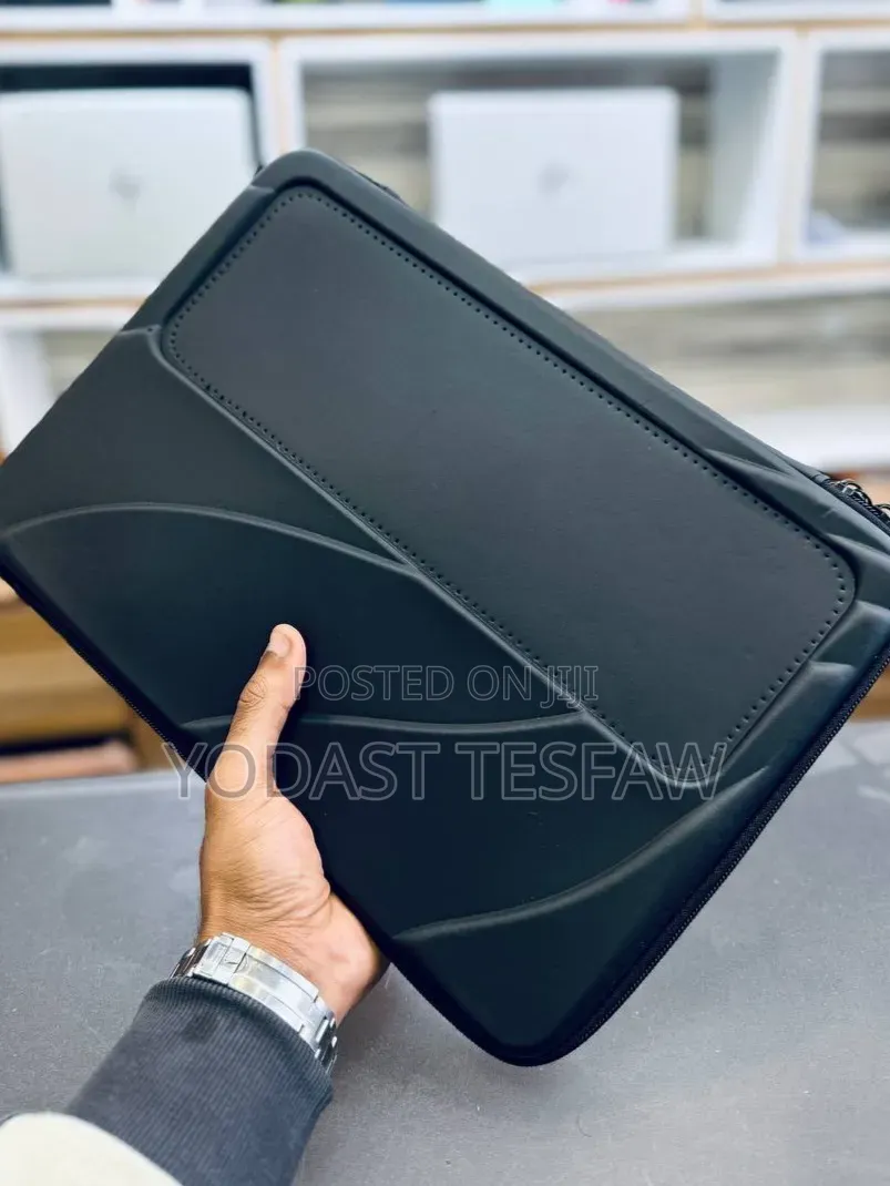 New Laptop Acer Predator Helios 18 PH18-71 16GB Intel Core i7 SSD 1T