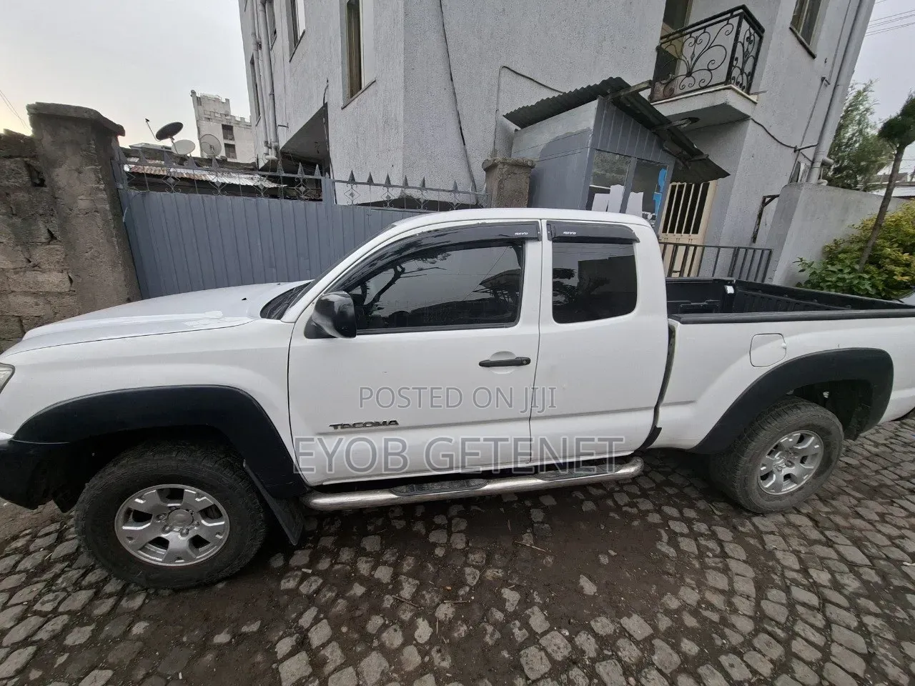 Toyota Tacoma 2012 White