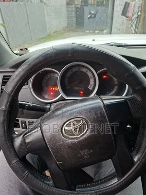 Toyota Tacoma 2012 White