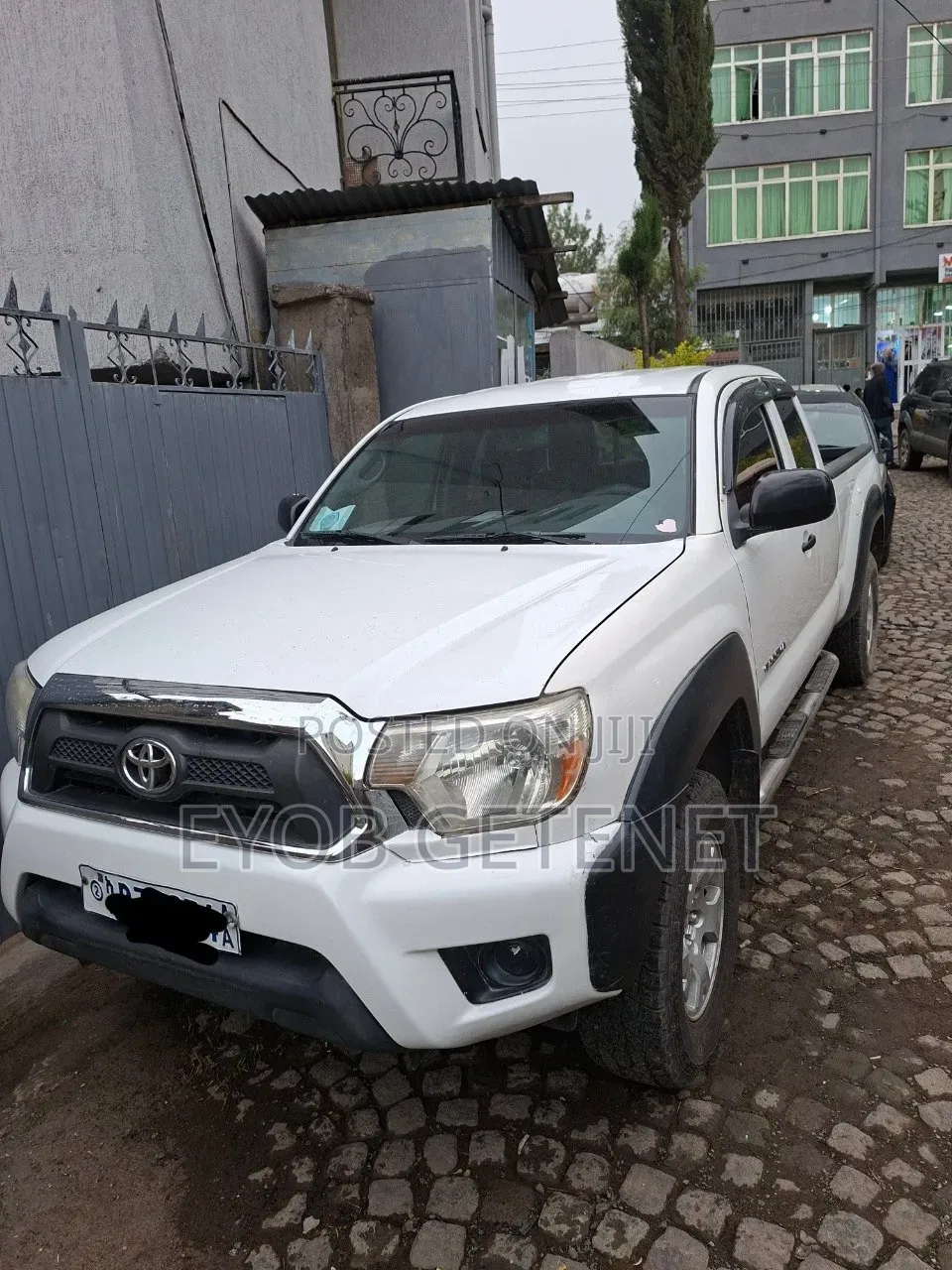 Toyota Tacoma 2012 White