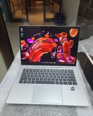 New Laptop HP EliteBook 840 G9 16GB Intel Core i7 SSD 512GB