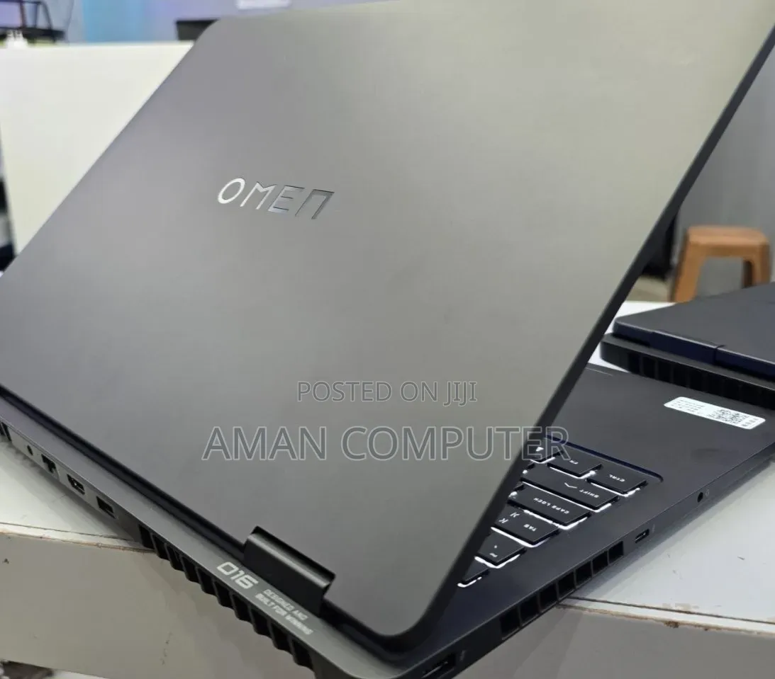New Laptop HP Omen 16 16GB Intel Core i7 SSD 1T