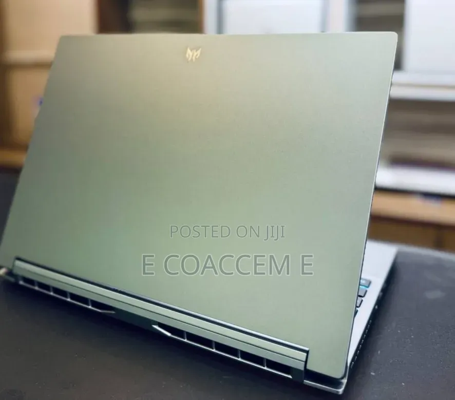 New Laptop Acer 16GB Intel Core i7 SSD 1T