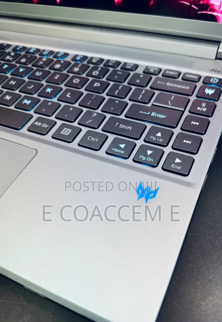 New Laptop Acer 16GB Intel Core i7 SSD 1T