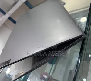 New Laptop Lenovo IdeaPad 520 8GB Intel Core i5 SSD 512GB