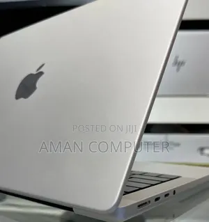 New Laptop Apple MacBook Pro 2023 M3 14-inch 8GB Apple M3 SSD 512GB