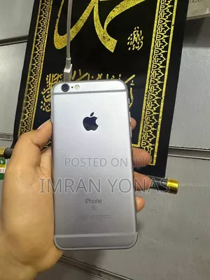 Apple iPhone 6s 16 GB Silver