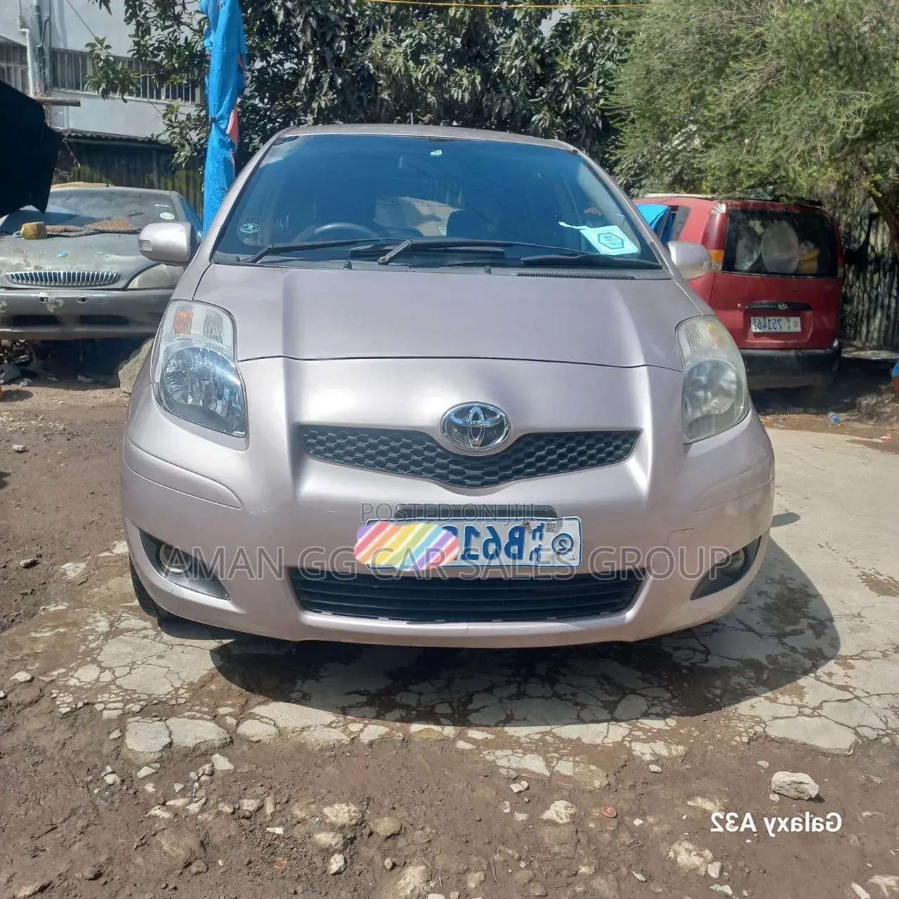 Toyota Yaris 2010 Purple